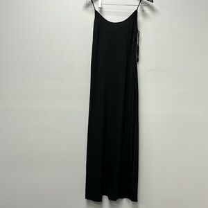 BCBGMAXAZRIA fitted maxi dress that ends in a fuller skirt, size 0
